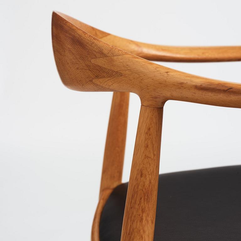 Hans J. Wegner, stolar, "The Chair" ett par, JH-503, Johannes Hansen, Danmark 1950-60-tal.