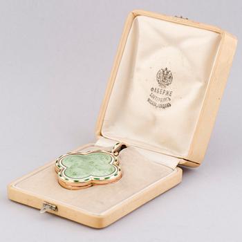 MEDALJONKI, Fabergé, emalia, 14K (56) kultaa. Pietari 1899-1908.