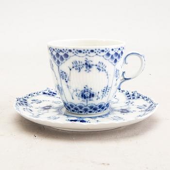 Tableware Muselmalet 27 pcs Royal Copenhagen  porcelain 20th century.