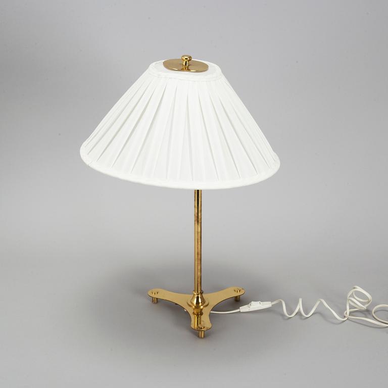 A brass table lamp model '2467' by Josef Frank, Firma Svenskt Tenn.