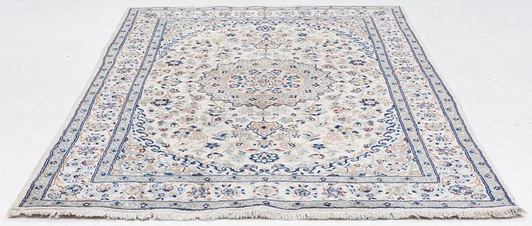 Carpet, Nain, approx. 310 x 200 cm.