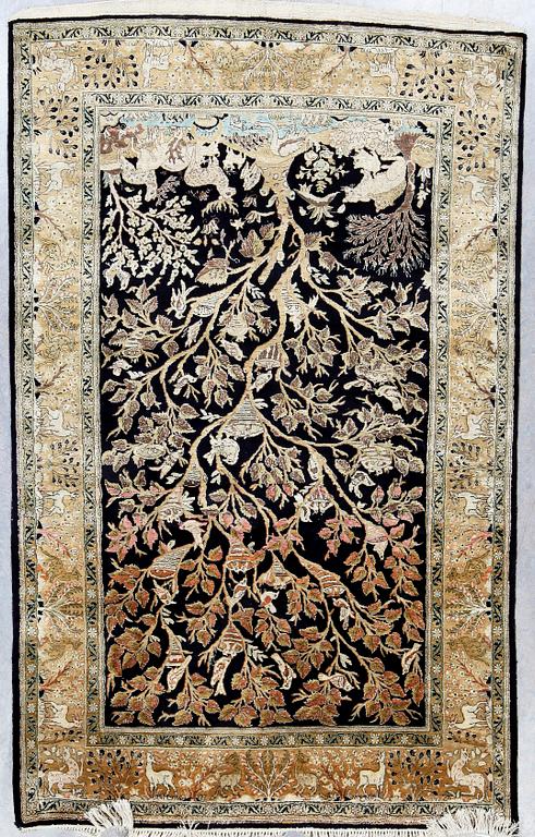 MATTA, old silke Ghom. Ca 214 x 134.