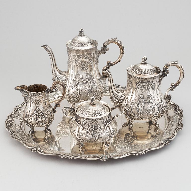 A german rococo-style silver coffee- and tea set, Weinranck & Schmidt, Hanau, circa 1900.