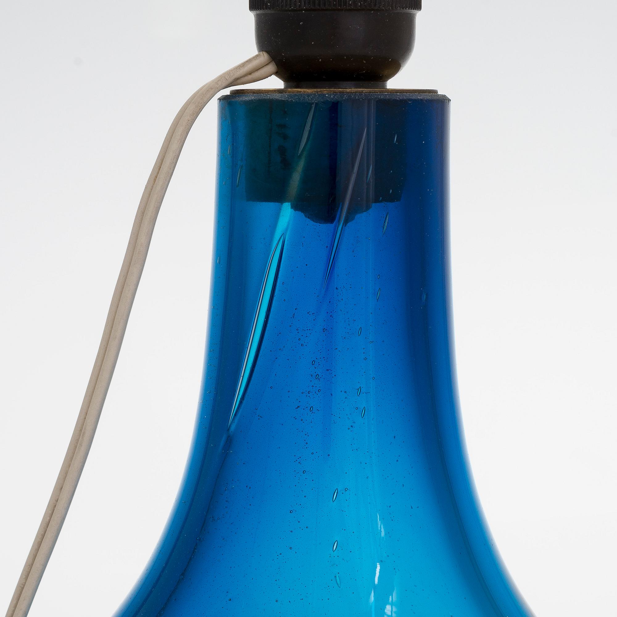 Greta-Lisa Jäderholm-Snellman, A mid 20th century table lamp. Signed G.L.J Finland.
