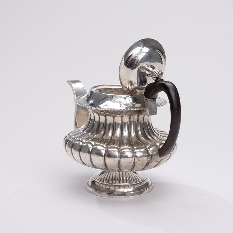 KAFFEKANNA, silver, Adam Ingman Kuopio 1836, vikt 542 g.