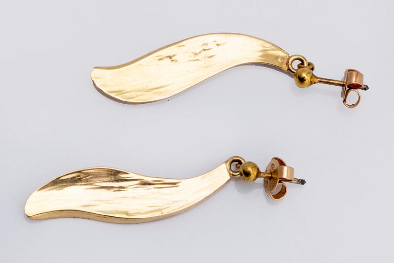 ELON ARENHILL halsring och örhängen, 18K guld, Malmö 1982, 42 g.