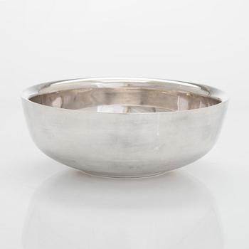 Pekka Piekäinen, skål, silver, J.A. Tarkiainen, Helsingfors 1980.