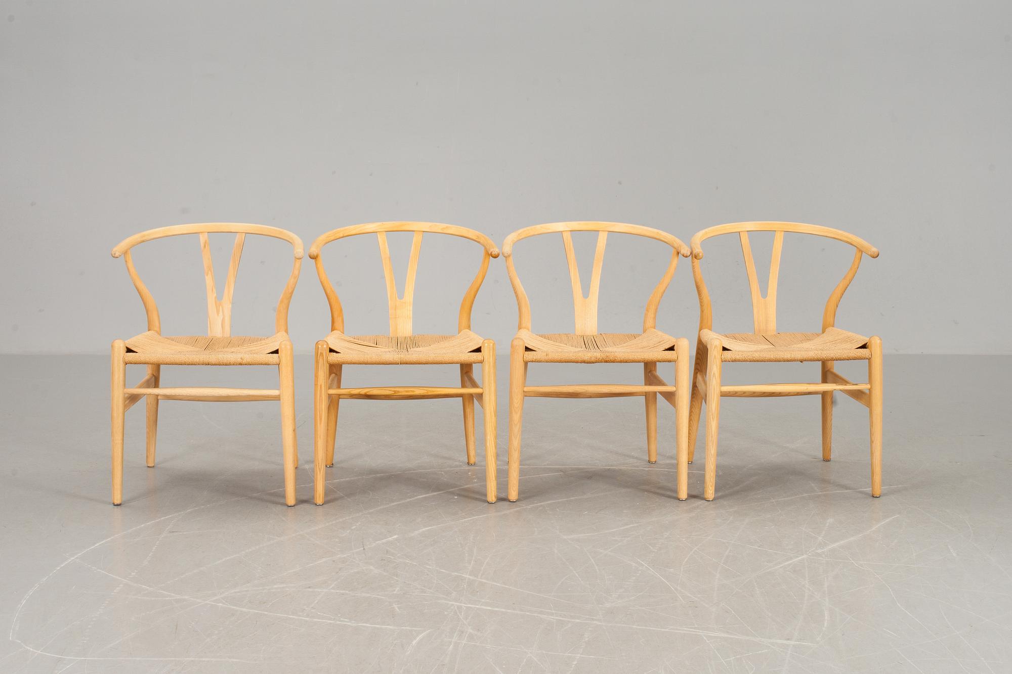 KARMSTOLAR, 4 st, Hans J Wegner, "Y-stolen", Carl Hansen & Søn, Danmark. 1900-talets andra hälft.