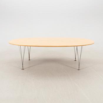 Bruno Mathsson & Piet Hein, coffee table, "Superellipse", Bruno Mathsson International, Värnamo, second half of the 20th century.