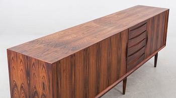ARNE VODDER, sideboard, Sibast, Danmark. 1960-tal. CITES-intyg.