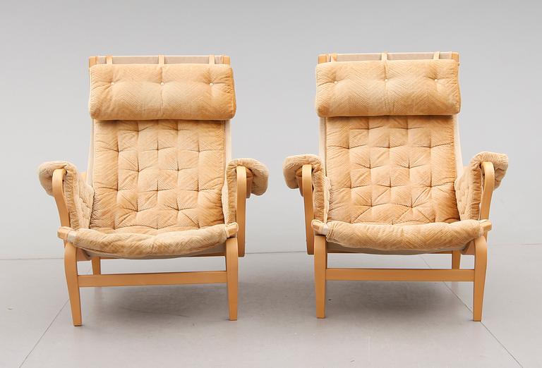 FÅTÖLJER, 1 par, "Pernilla", Bruno Mathsson, DUX, 1900-talets andra hälft.