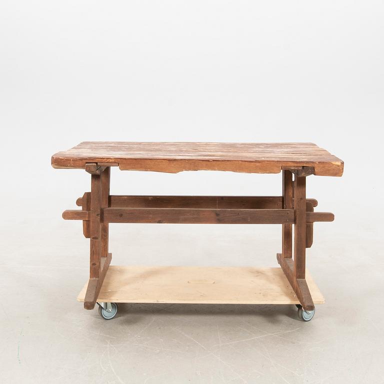 Turned-leg table circa 1900.