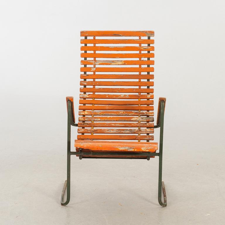 A GARDEN EASY CHAIR FROM BJÖRUM.