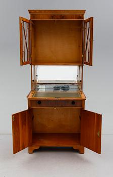 BARSKÅP, England, 1900-talets andra hälft.