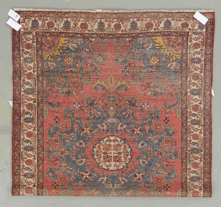 MATTA, semiantik Hamadan. Ca 190x132 cm.
