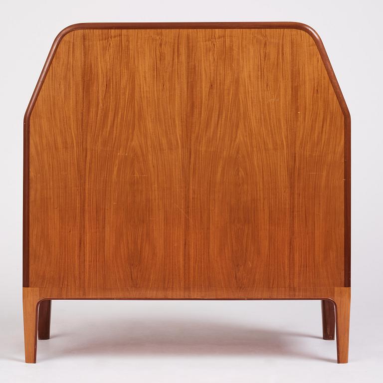 Oscar Nilsson, an olive ash veneered secretaire, a journeyman's work by Evert Kjellgren for Stockholm City Crafts Association, 1938.