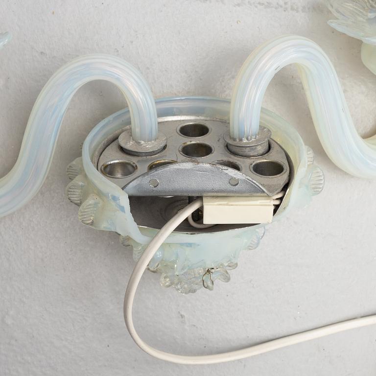 Chandelier and sconces, a pair, Italy, second half of the 20th century.