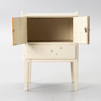 A bedside cabinet, 19th century.