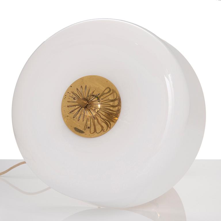 PAAVO TYNELL, a mid-20th-century' 9211' table lamp for Taito, Finland.