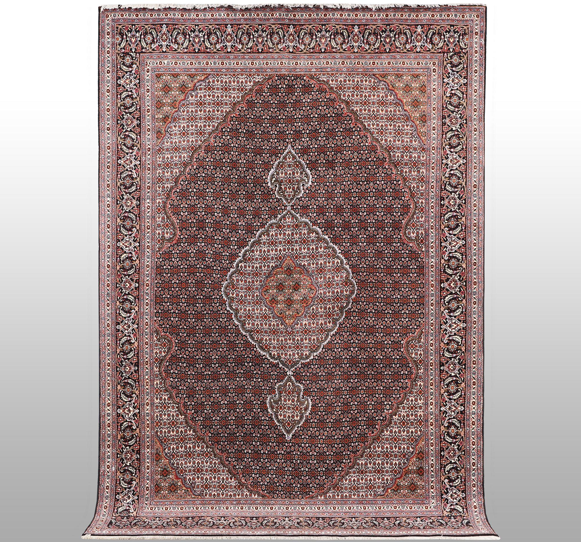 Matta, Täbriz, part silk, 60 Raj, ca 322 x 200 cm.