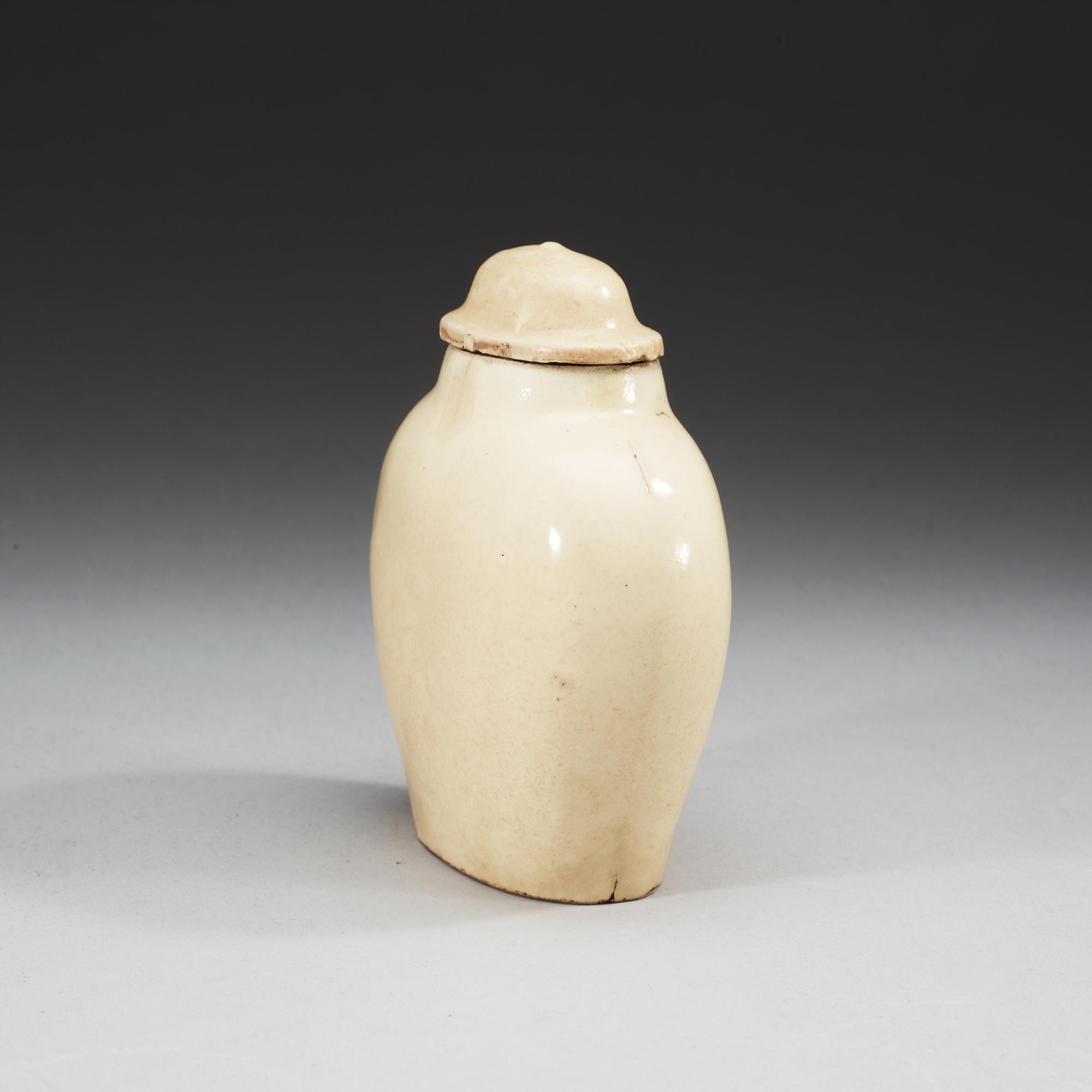 VAS med LOCK, porslin. Yuan/Ming dynastin.