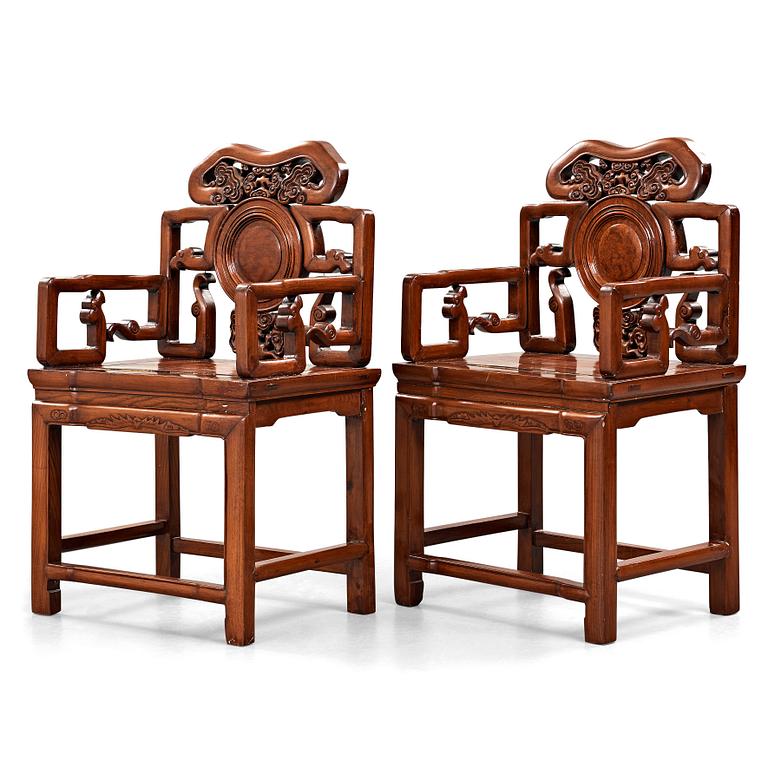 A pair of hardwood armchairs, Qing dynasty (1644-1912).