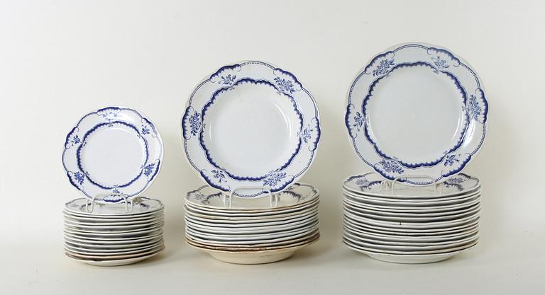 MATSERVIS, c:a 55 delar, flintgods, "Paris", Gustafsberg.