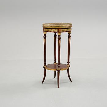 LAMPBORD, Louis XVI-stil, 1900-talets första hälft.