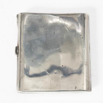 Cigarette case, silver, with a motif of Anders Zorn's "Flickan på loftet" from 1905 in enamel.