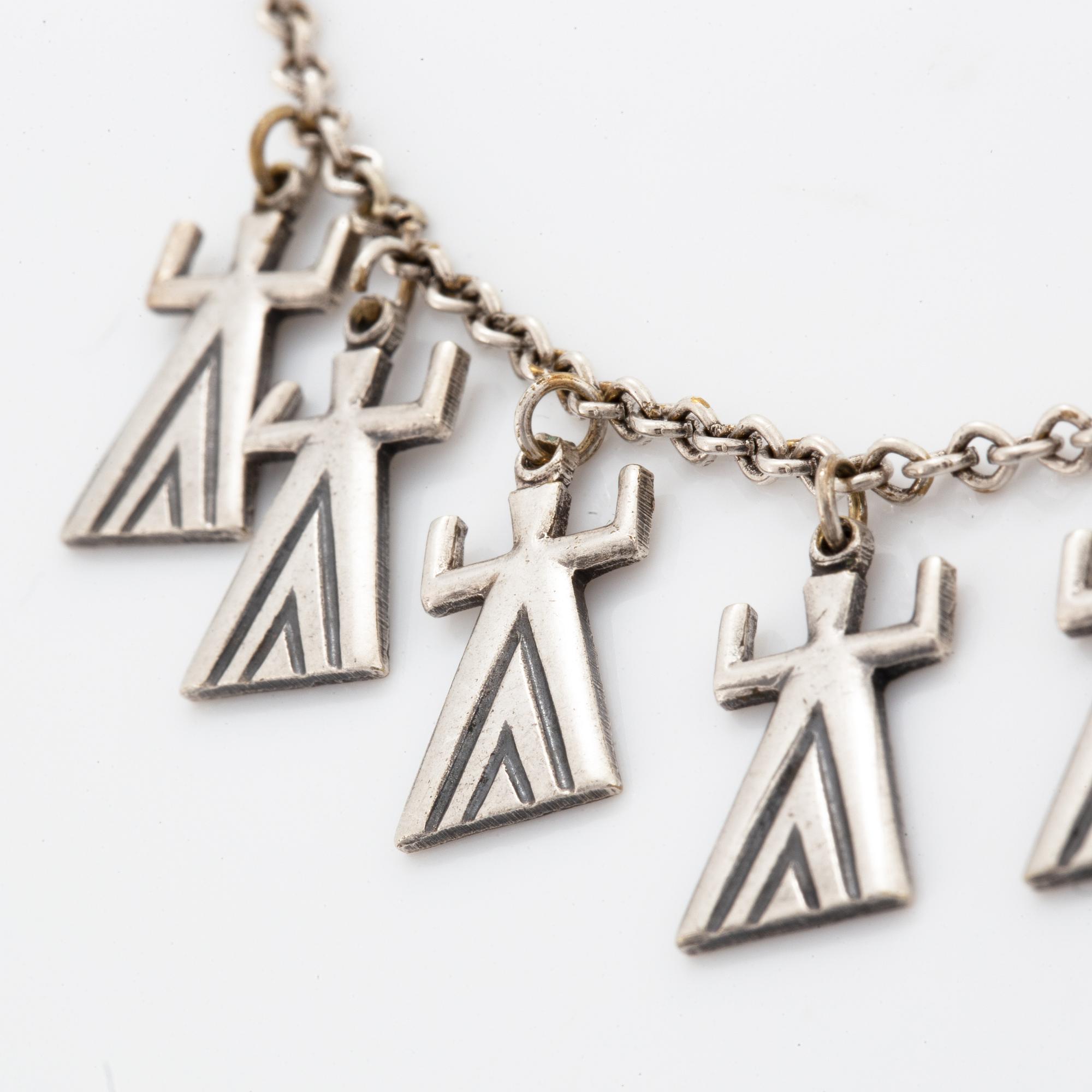 Kalevala Heli 1304643uori, silver plated bronze necklace.