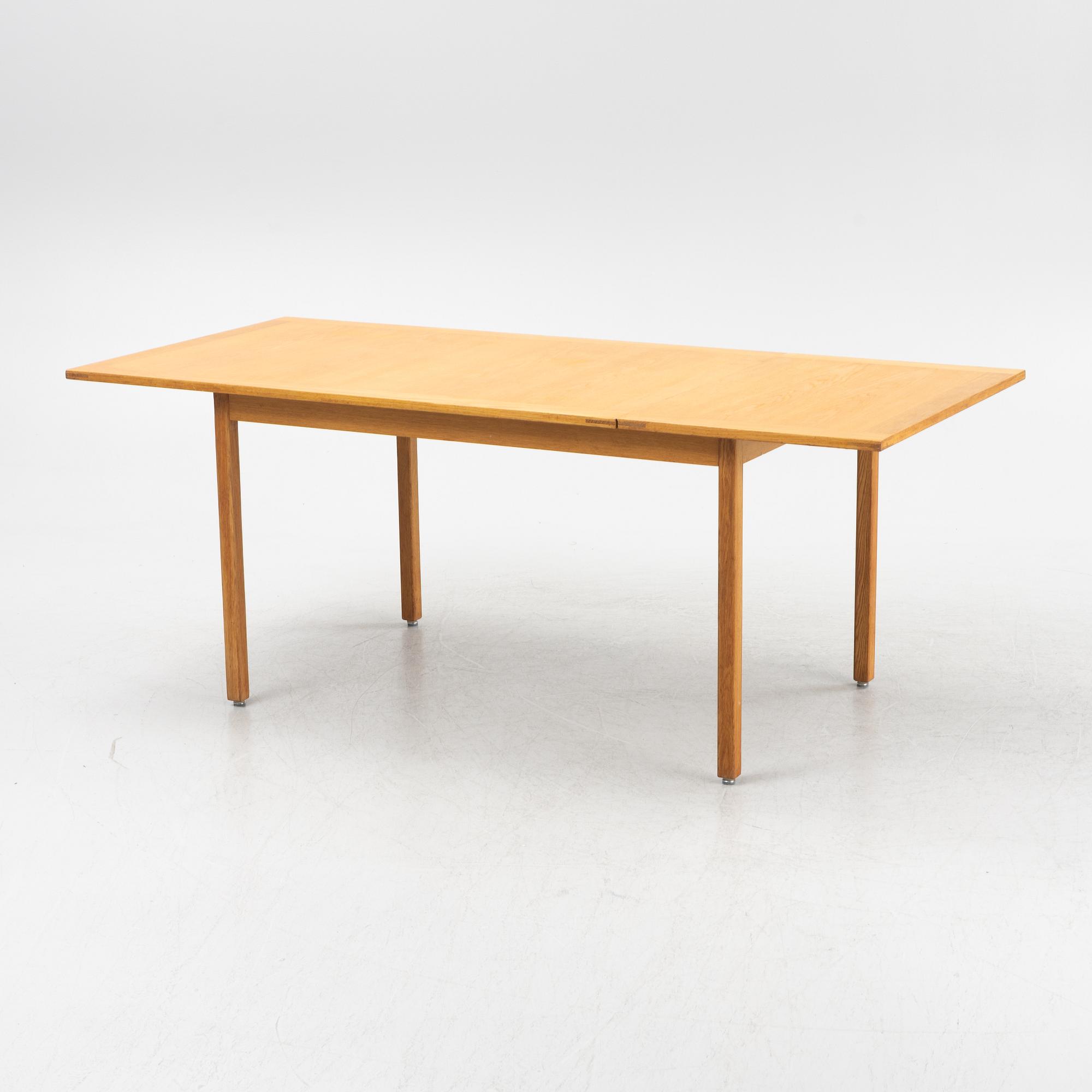 Bertil Fridhagen, an oak dining table, Bodafors.
