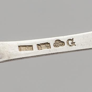 TESKEDAR, silver, 14 st, 1700-1800-tal, bl.a. Gävle, Vimmerby, Vänersborg. Tot vikt: 126 gram.