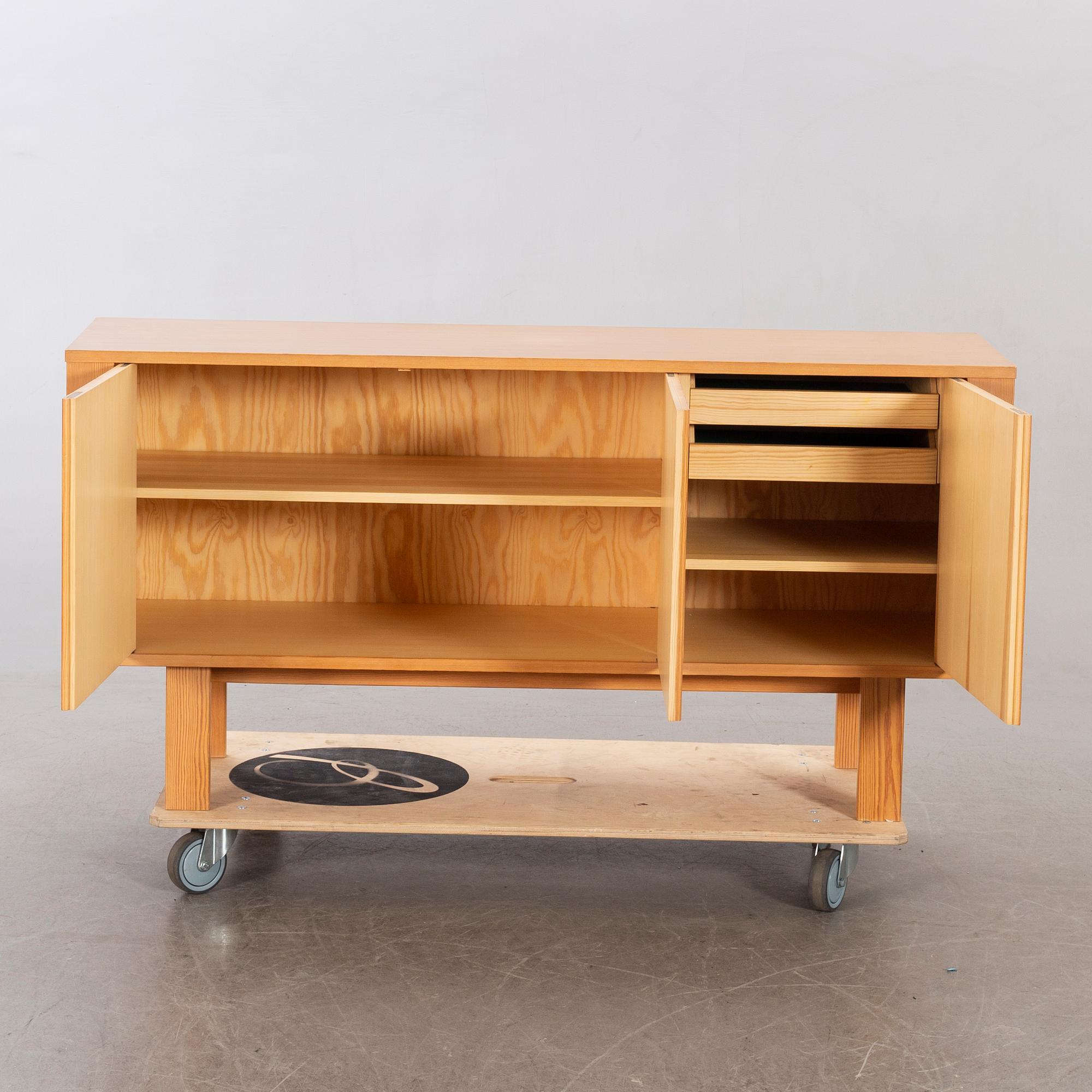 Sideboard, furu, 1960-70-tal.