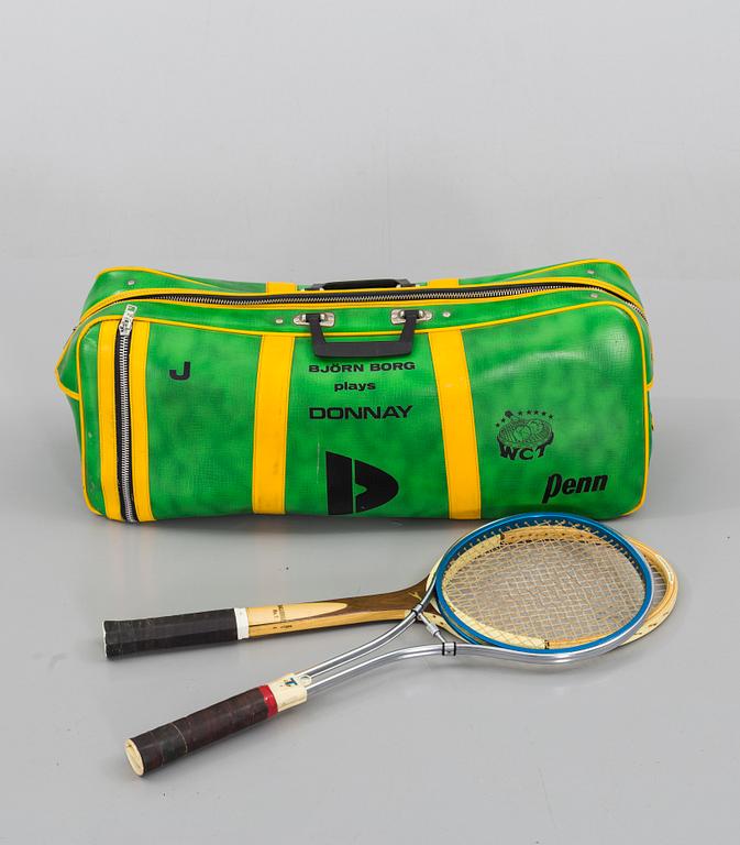 SPORTBAG "BJÖRN BORG PLAYS DONNAY" and two tennis racket, 1970's.