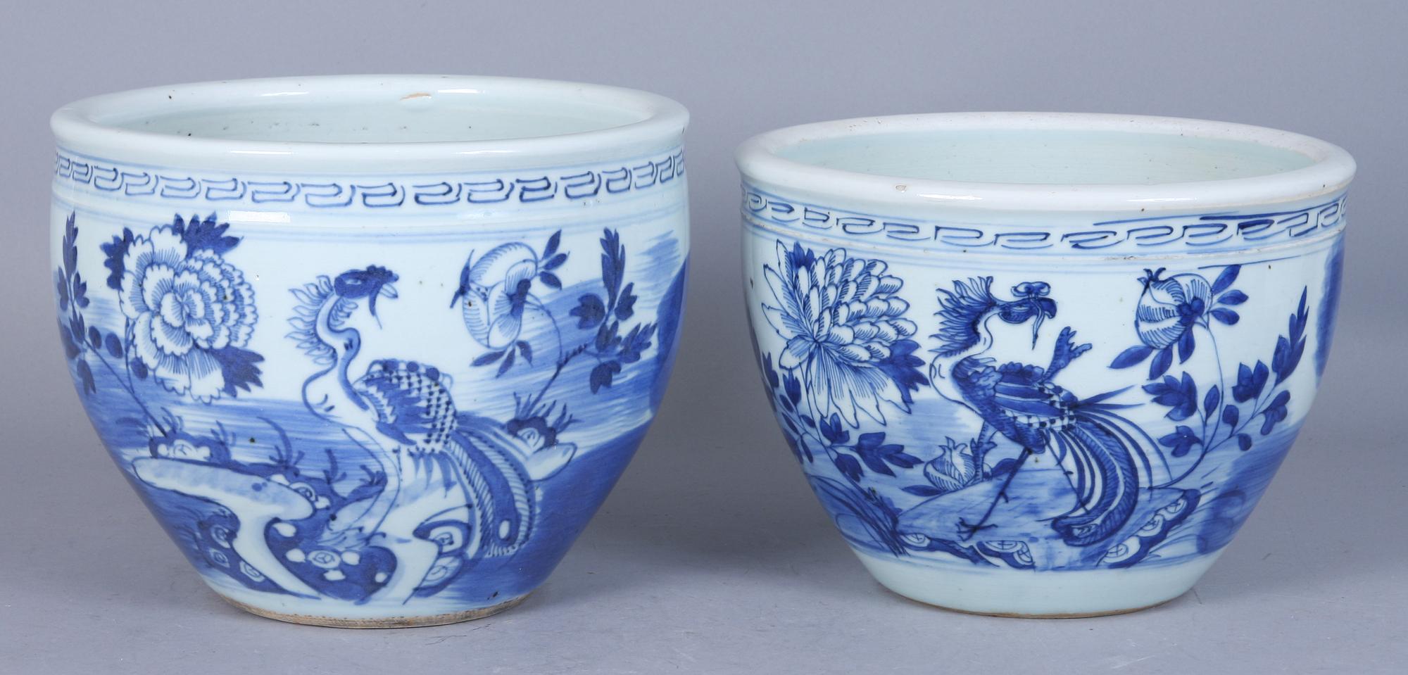 YTTERFODER, 2 st, porslin, Kina, 1800-tal.