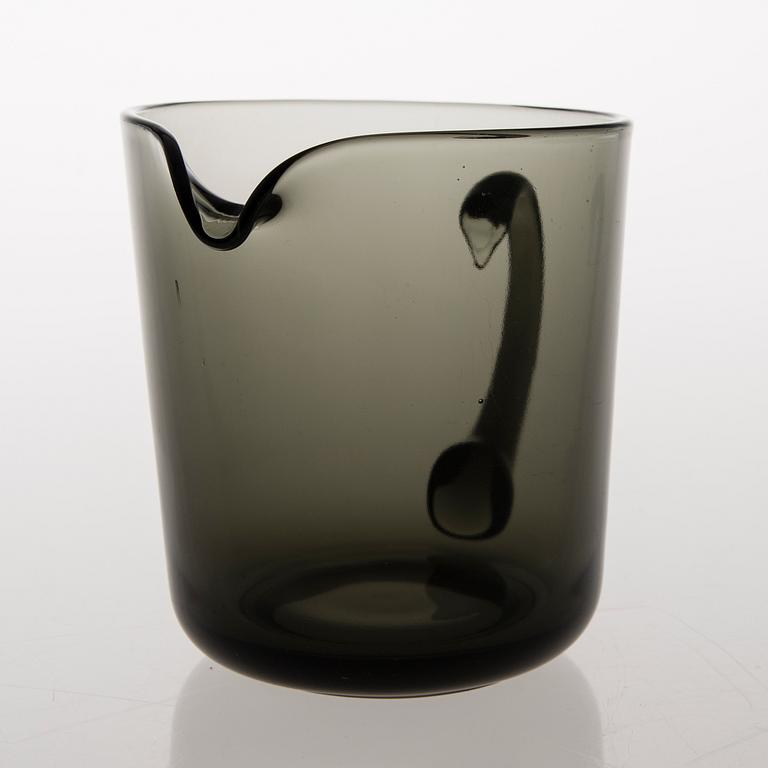 A glass jug 5601 and a bowl by Kaj Franck and seven  glasses from Nuutajärvi, Mid and latter half of the 20th Century.