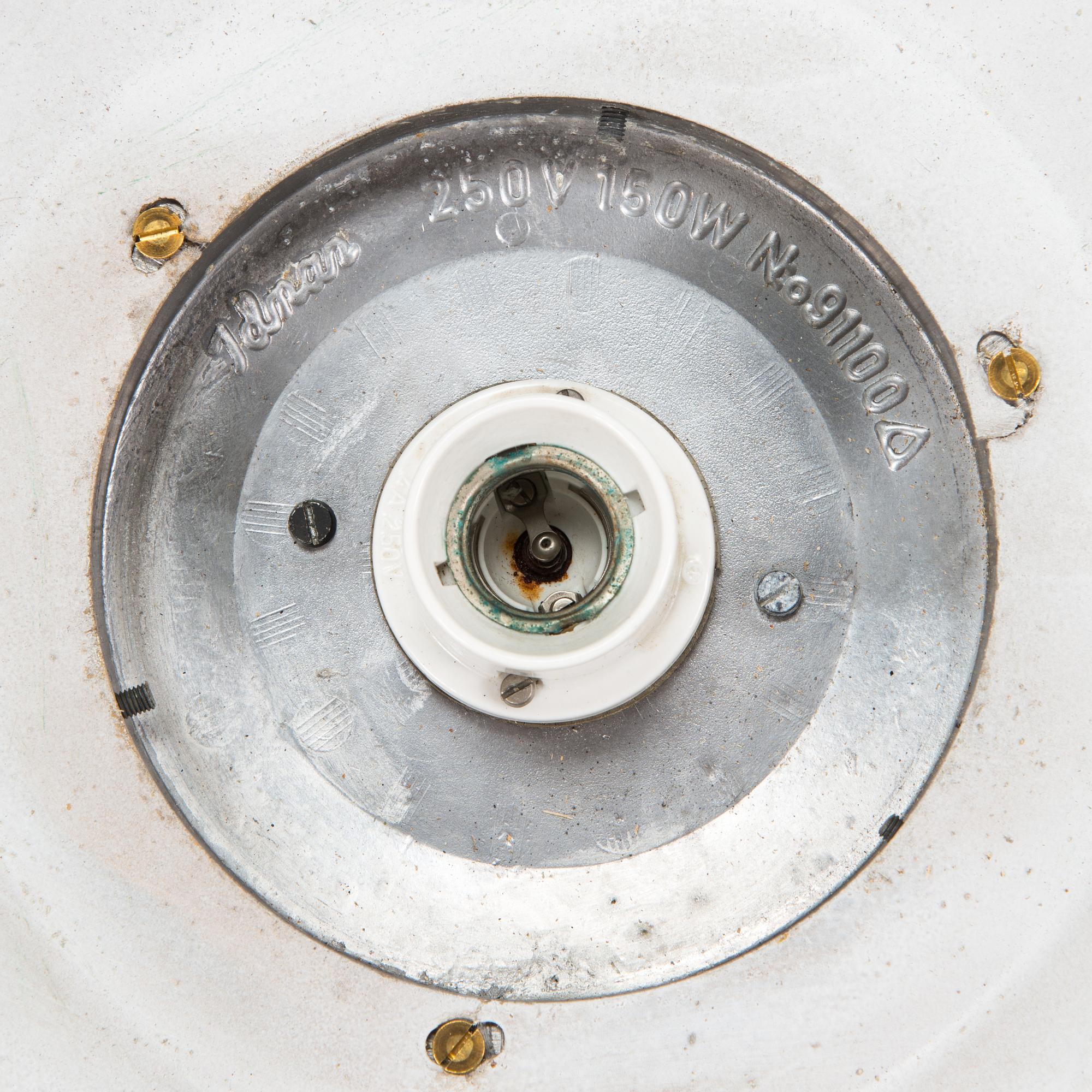 Paavo Tynell, vägg/taklampor, ett par, utebelysning, Idman 1900-talets mitt.