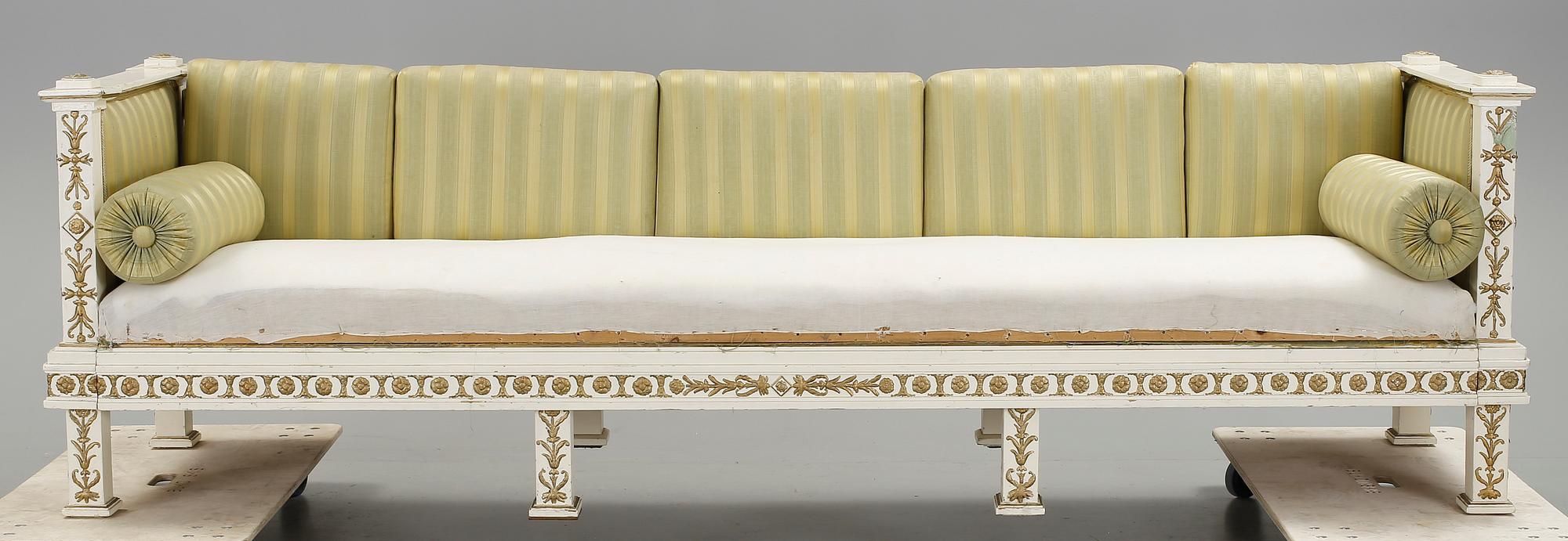 SOFFA, sengustaviansk, omkring år 1800.