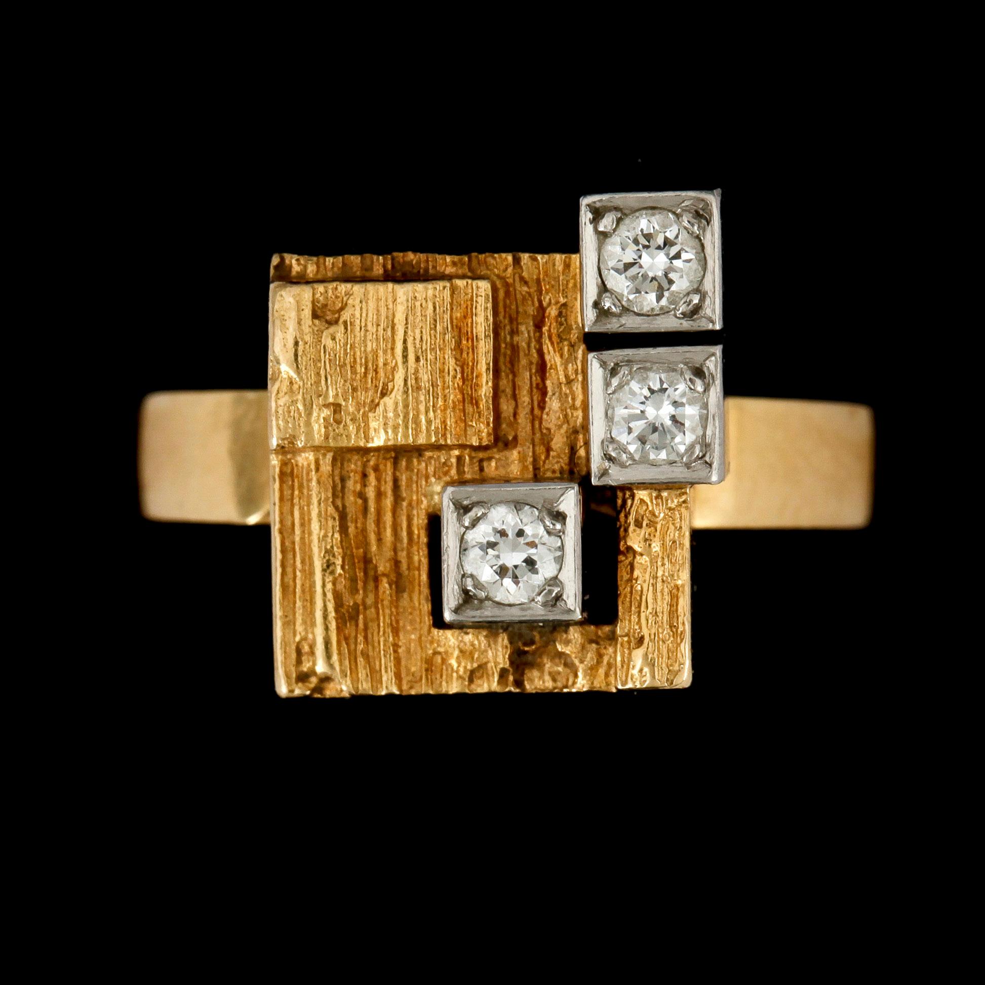 RING, 18k guld med briljantslipade diamanter tot ca0,15ct. Lapponia, Finland, 1981. Vikt 6g.