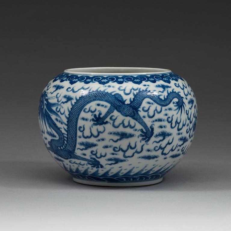 A blue and white dragon jar, Qing dynasty with Qianlong mark.