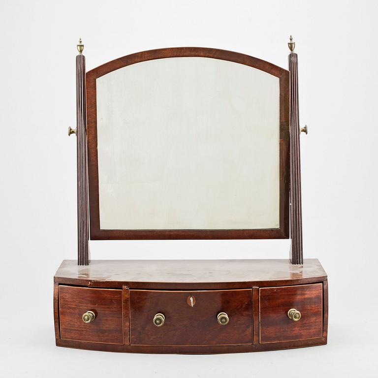 LÅDSPEGEL, regency England, omkring 1800.