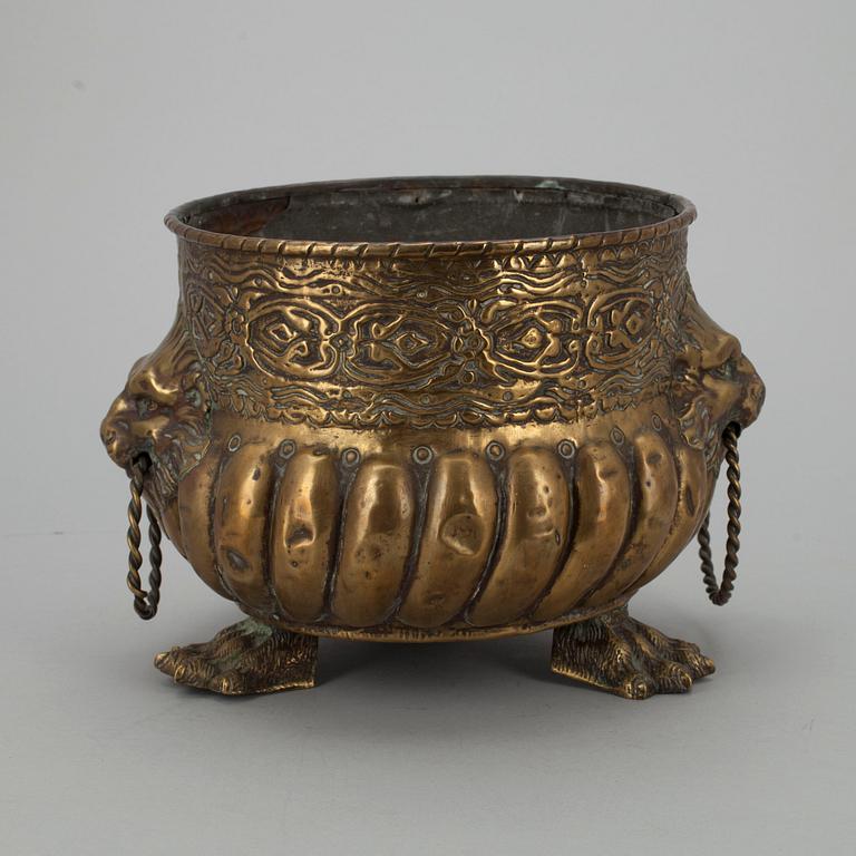 YTTERFODER, mässing, 1800-tal.