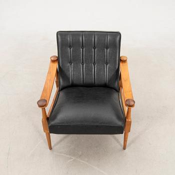 Armchair, Singer Canada 1960s.