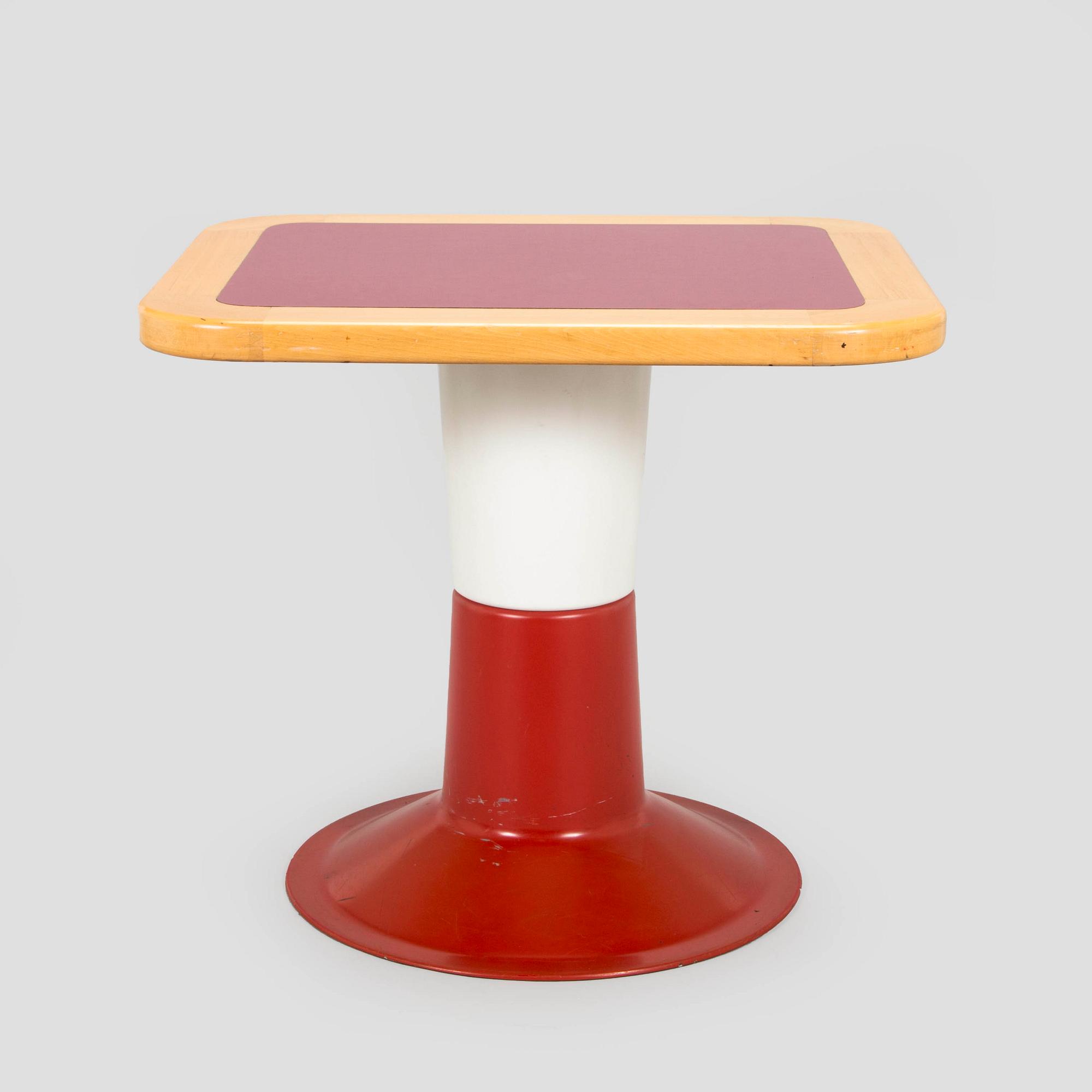 Yrjö Kukkapuro, a late 1970s table 'Saturnus', made to order, Haimi.