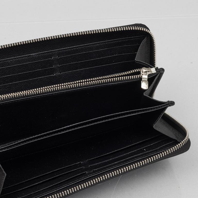 Louis Vuitton, wallet, 2018.
