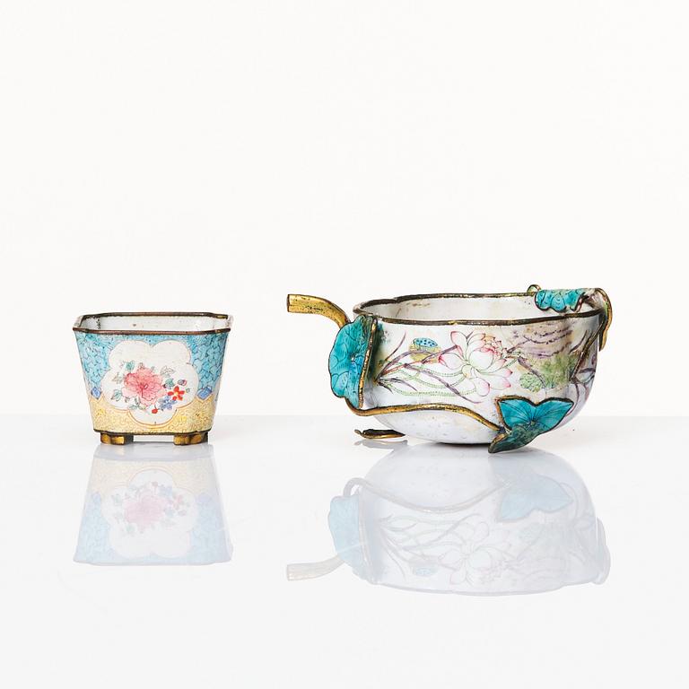 Two Chinese enamel on copper cups, Qing dynasty, 18th Century.