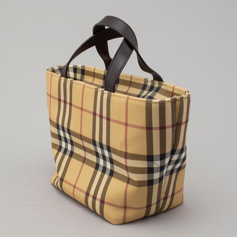 BURBERRY, väska.