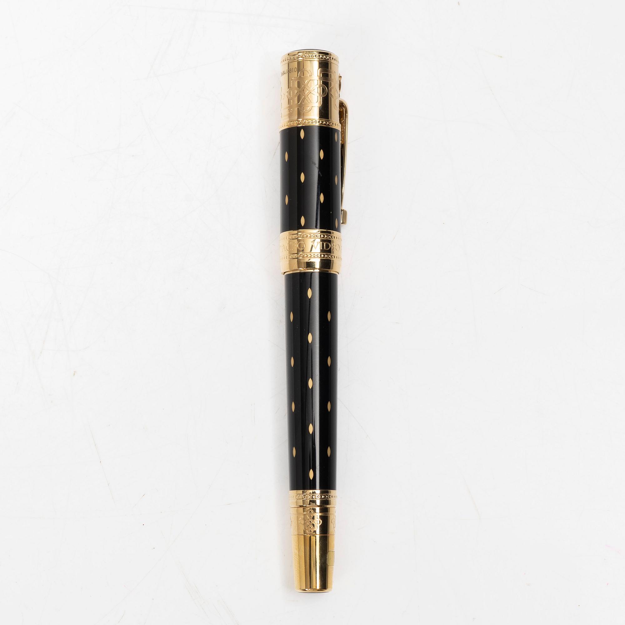 A Montblanc fountain pen, limited edition 'Queen Elizabeth I' from the series 'Patrons of Art'.