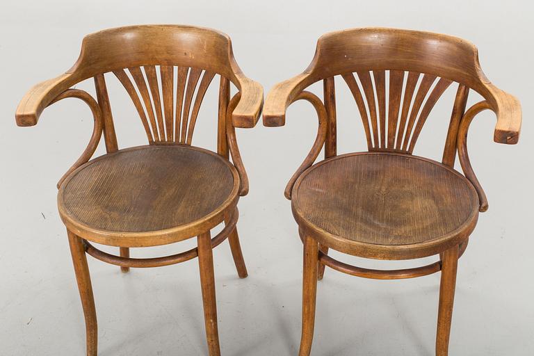 TWO THONET MUNDUS ARMCHAIRS.