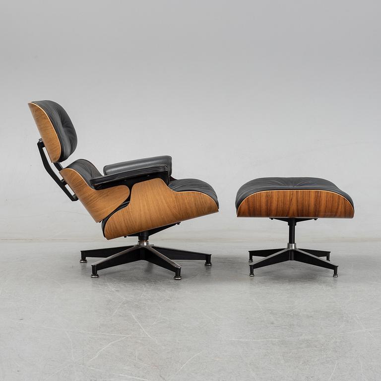 Charles and Ray Eames, fåtölj med fotpall, "Lounge Chair", Herman Miller, 1960-tal.